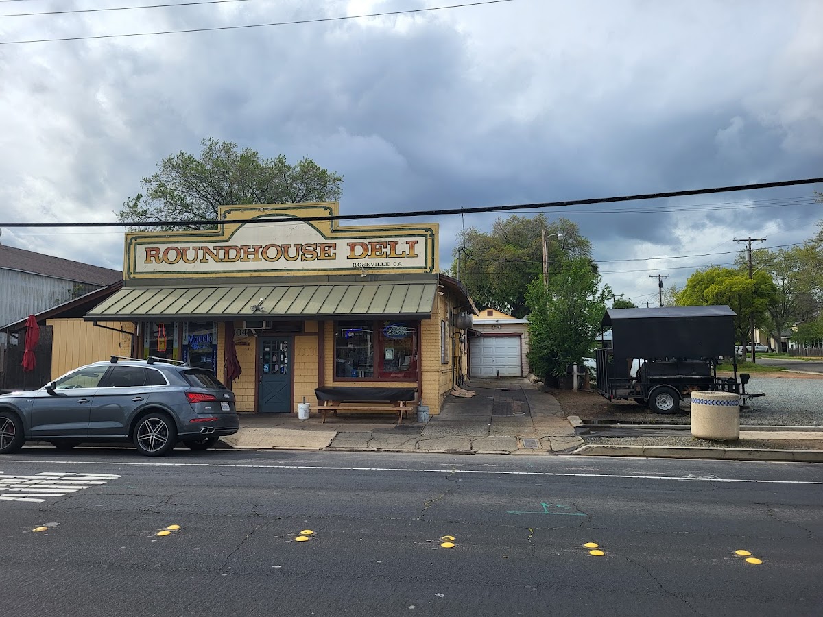 Roundhouse Deli
